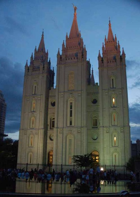 the Mormon Temple by night